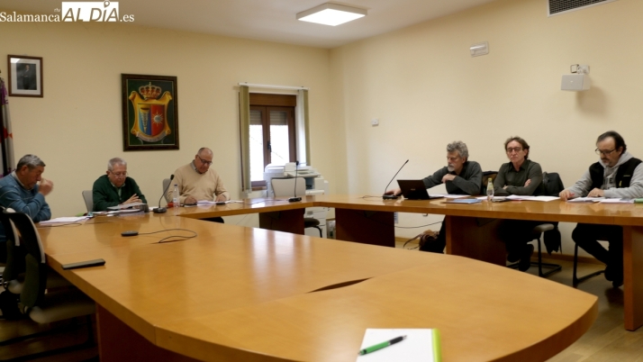 VyC urge elegir alcalde en Villarino y denuncia graves irregularidades en la gestión de la residencia de mayores