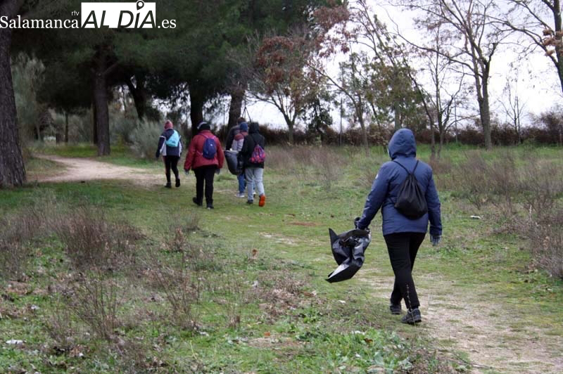 El barrio de San Lázaro, punto de partida este sábado del programa de recogida de residuos contra la Basuraleza