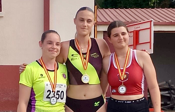 Doble medalla y grandes marcas personales para los brillantes atletas del Club Ciudad de Peñaranda en el Campeonato Autonómico Sub16