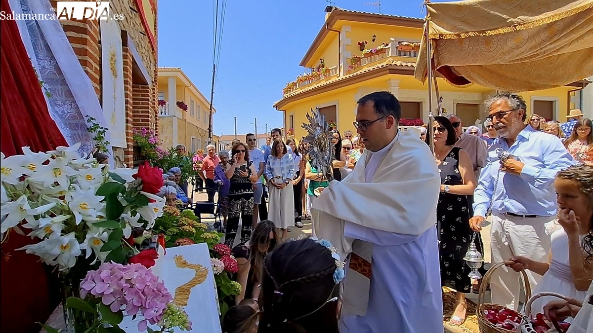  Boada celebra los actos religiosos en honor al Santísimo