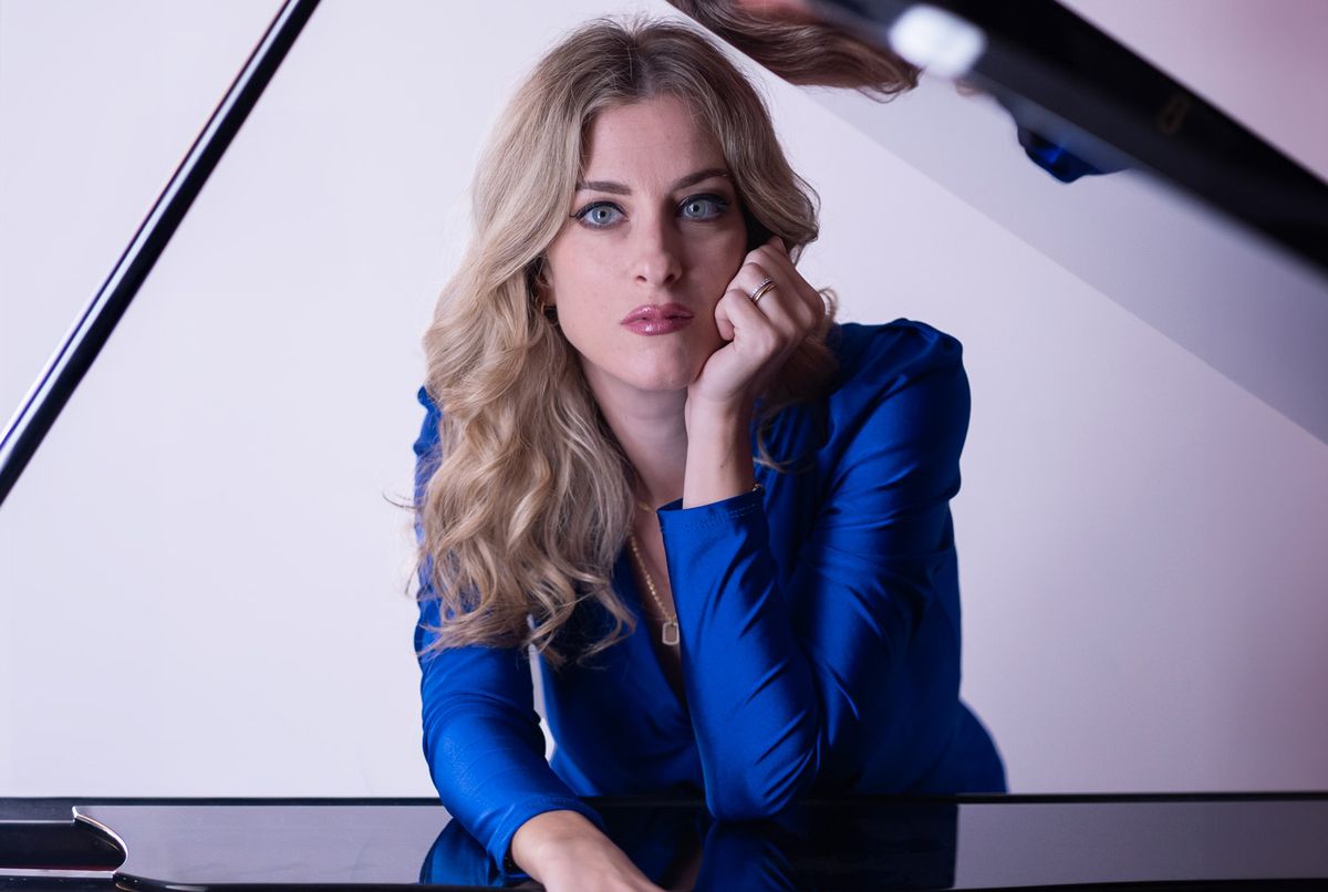 Disfruta la cultura del verano en parques, el Patio Chico y Claustro de Fonseca 