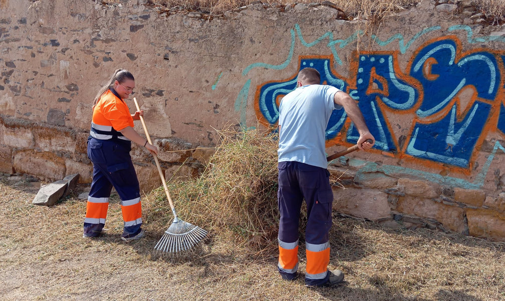 Alba de Tormes revitaliza sus riberas y zonas verdes gracias a un programa de empleo juvenil