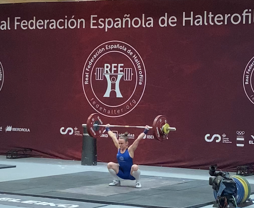 Marta García Rincón logra la mínima para el Mundial de halterofilia
