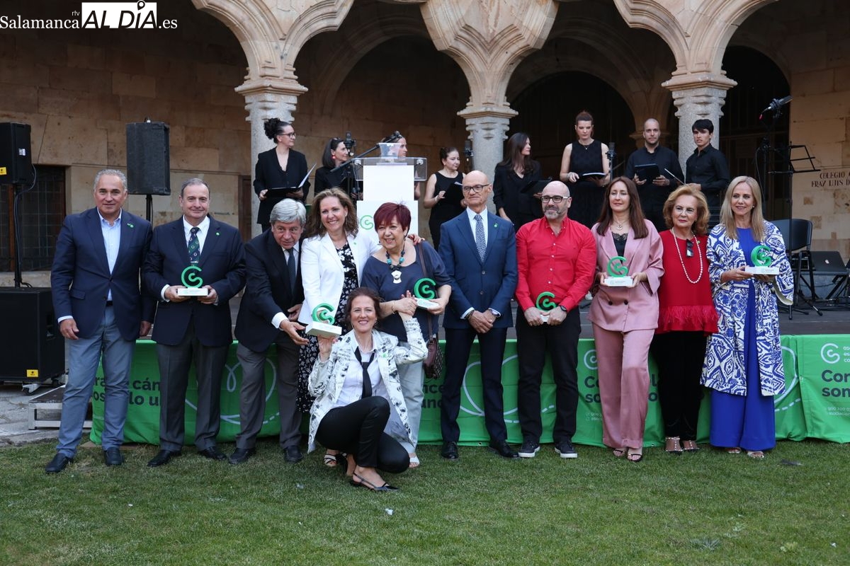 FOTOS | Los premios Cielo de Salamanca iluminan la II Noche Solidaria de la AECC