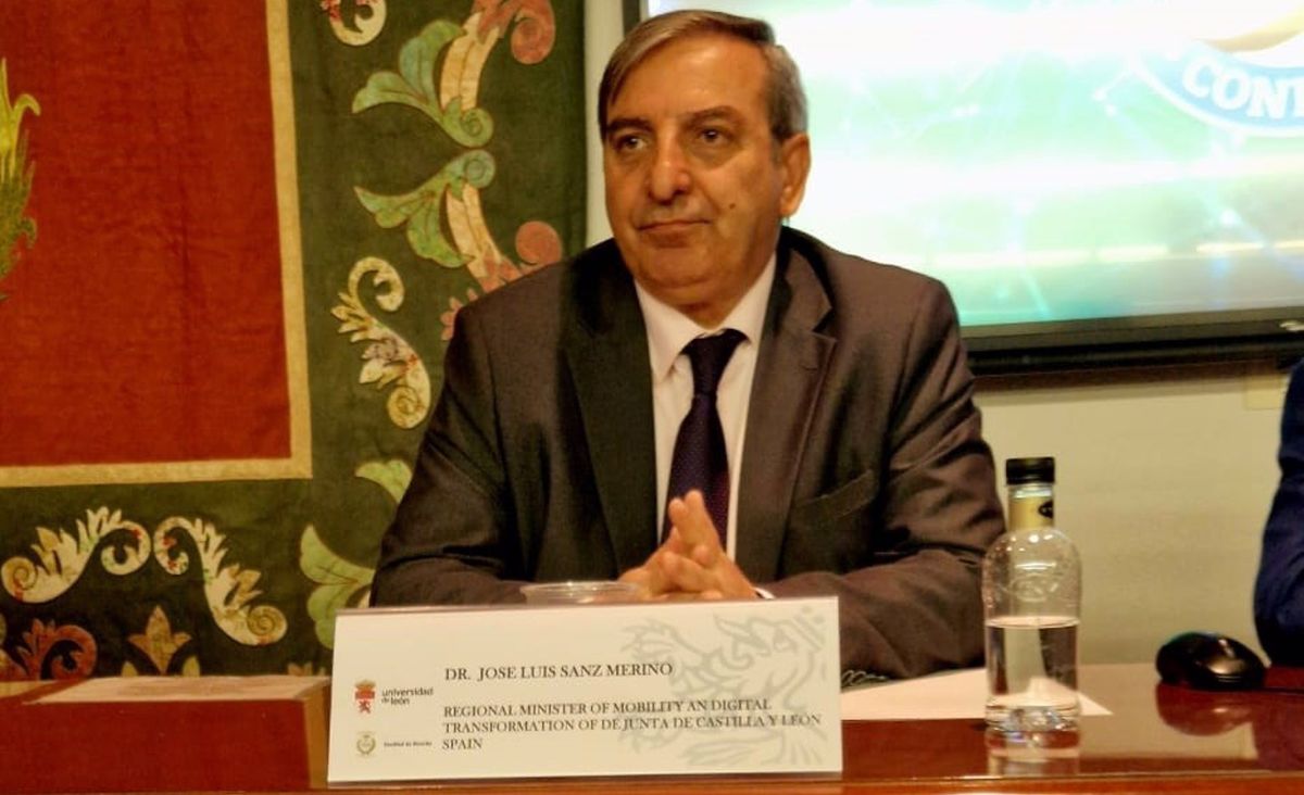 La Junta pide reponer las paradas de AVE suprimidas y teme que sea una premonición para eliminar otros servicios