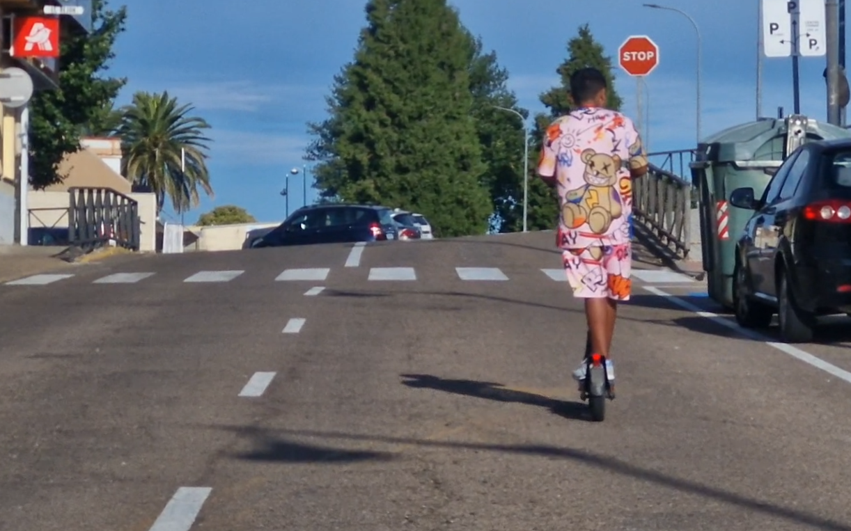 Los menores de 16 años que sean pillados conduciendo un patinete serán multados con 500€
