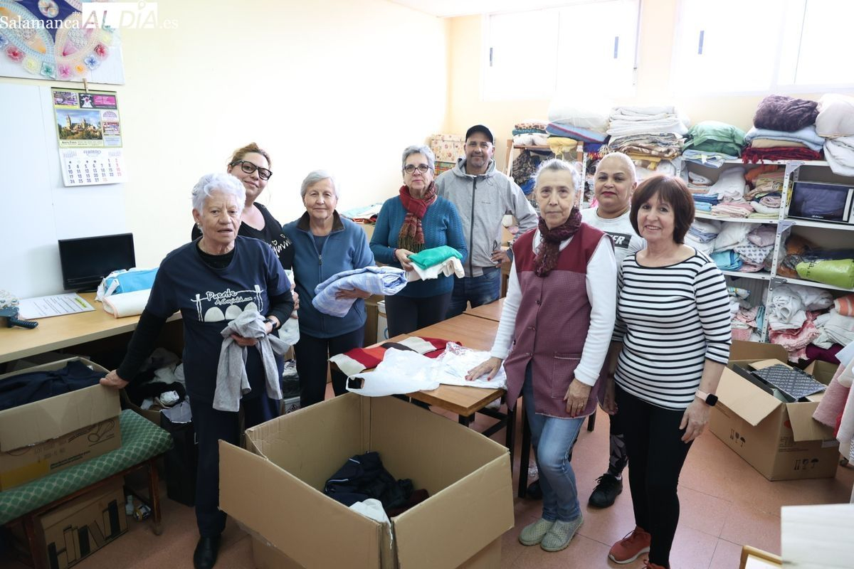 Adiós a más de dos décadas de solidaridad en Salamanca: cierra el Ropero de Puente Ladrillo