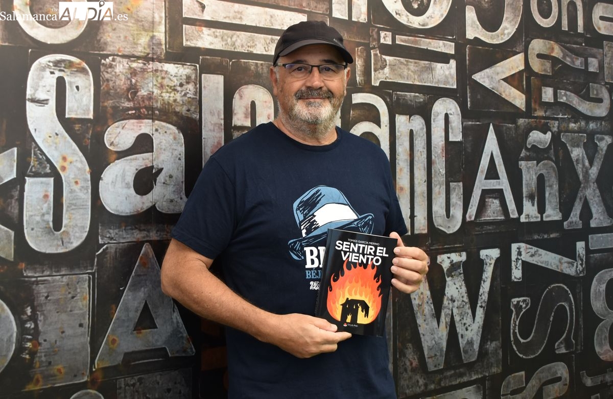 Un festival de blues, una desaparición: ¿Qué secretos revela la nueva novela de Tomás García Merino?