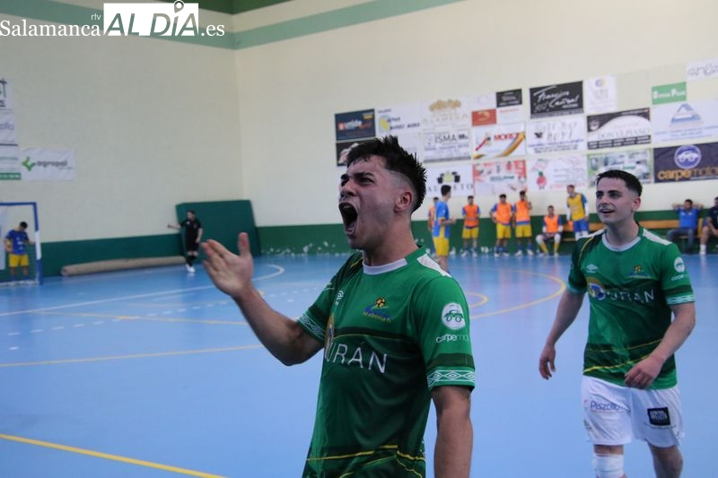 El Piensos Durán Albense se crece en Gran Canaria y se mete en la última ronda del playoff de ascenso a Segunda (4-6)