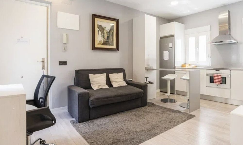 El reto de la vivienda para singles en Salamanca: alquilar un estudio exige casi el doble de ingresos que comprarlo