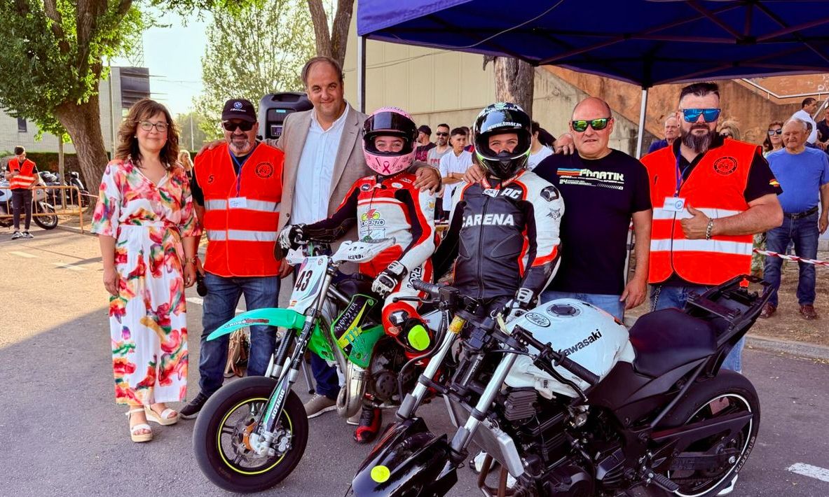 FOTOS | Las motos rugen en Guijuelo y la XVI Concentración Moto Club Pata Negra