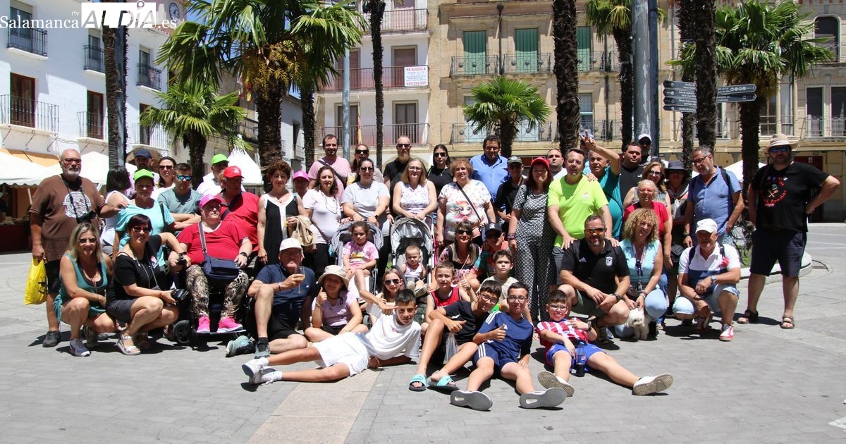 Alba sobre ruedas: Cien caravanistas y dieciséis negocios unidos por Las Casas Rodantes