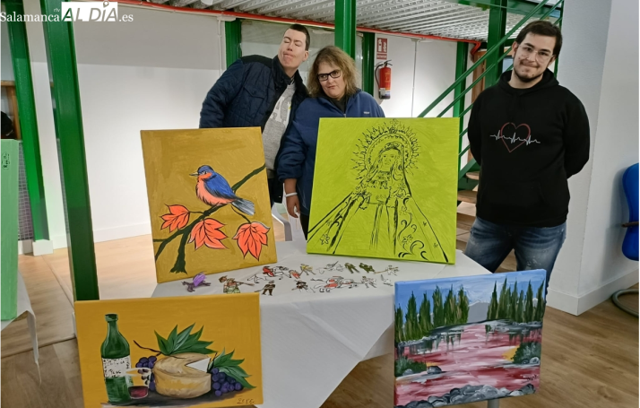 El arte rompe barreras en Vitigudino con la nueva exposición inclusiva de Asprodes