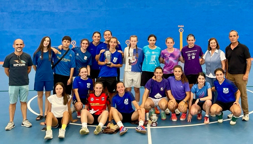 El equipo Vayatorta FC se lleva el animado Torneo de Fútbol Sala Femenino de Peñaranda