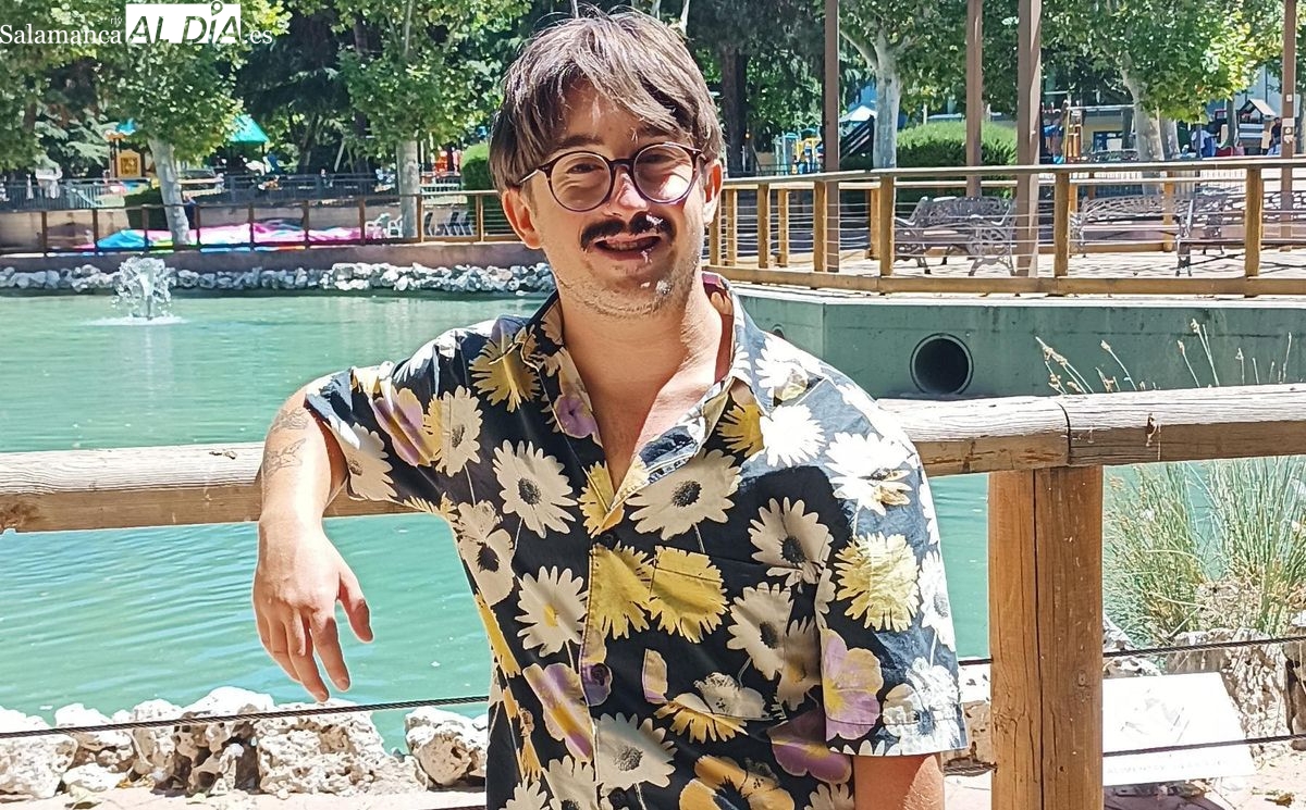 Un filólogo y dramaturgo salmantino, primer ganador del premio de poesía en honor a Carmen Martín Gaite