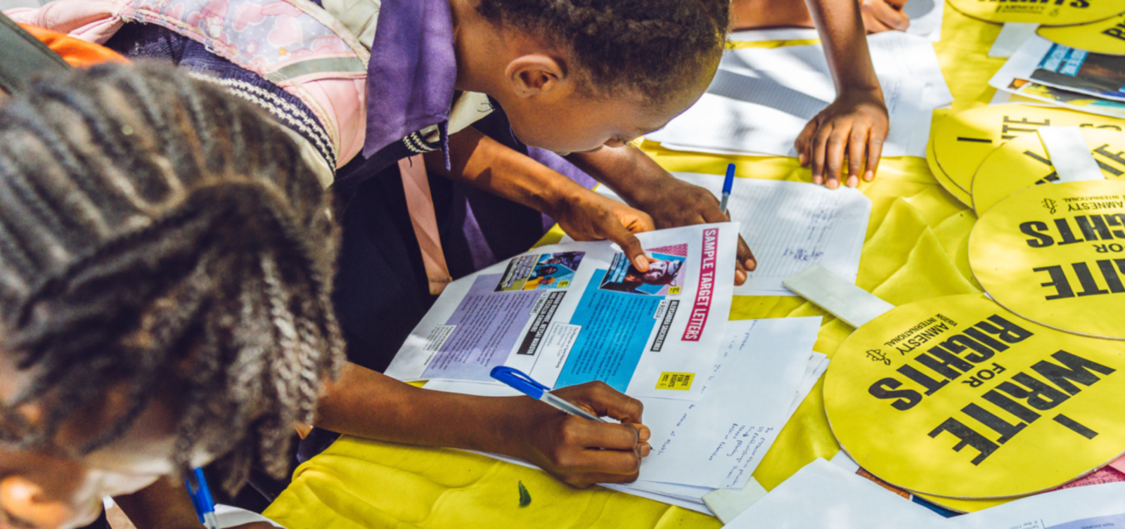 El clima cambia, la educación se detiene: cómo la crisis climática amenaza el derecho a la educación