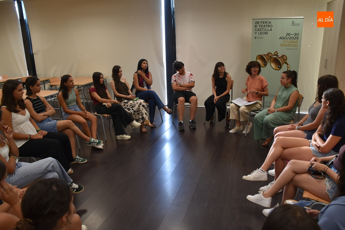 100% de caras nuevas en el equipo de apoyo de la Feria de Teatro