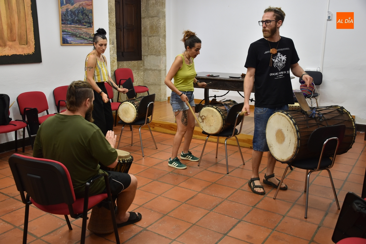 Las Jornadas de Cultura Rayana viajan al África Occidental para conocer el sorsonet