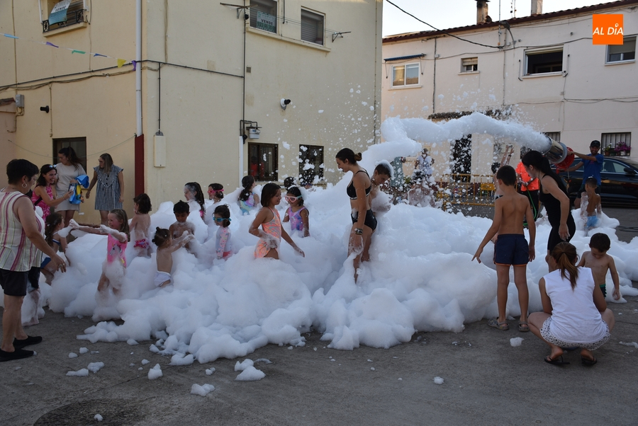Un pregón, juegos tradicionales y bingos, novedades en las fiestas de la Avenida de España