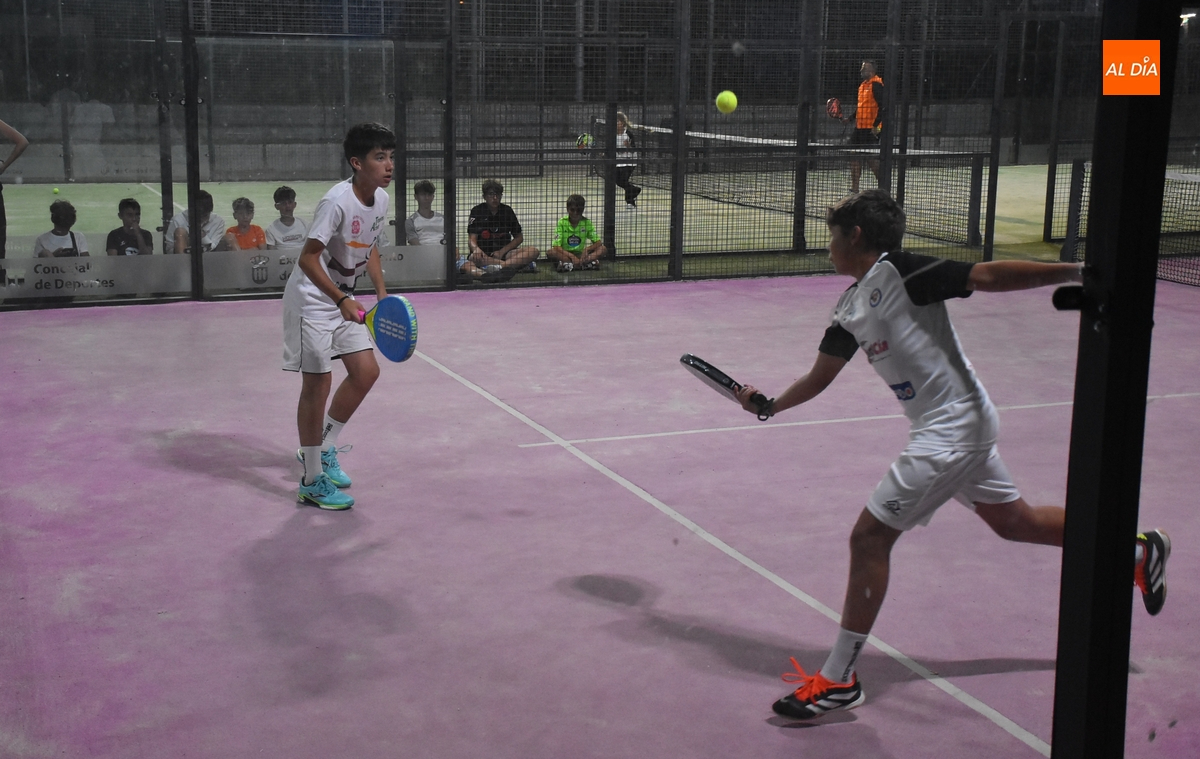 En marcha el Torneo de Pádel con un rotundo éxito de participación y fantástico ambiente
