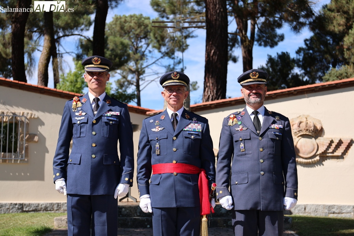VÍDEO Y FOTOS | José Ignacio Ruiz de Eguilaz toma posesión como nuevo jefe de la Base Aérea de Matacán