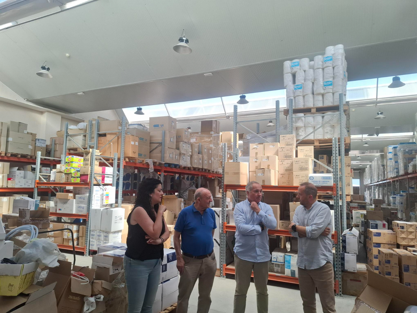 Lavabar, la empresa salmantina que ha donado tres palés de productos a la Asociación Contra el Cáncer 