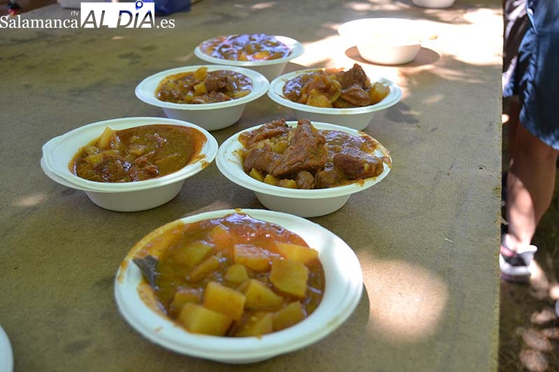 Cata de aceite y concurso: Béjar se viste de gala para el 50º Día del Calderillo