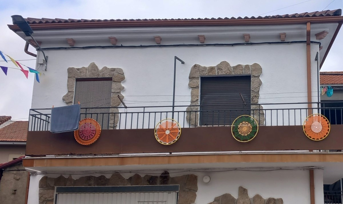 Charco Palo promueve una Escuela de Verano, un mercado artesanal y uno de 2ª mano