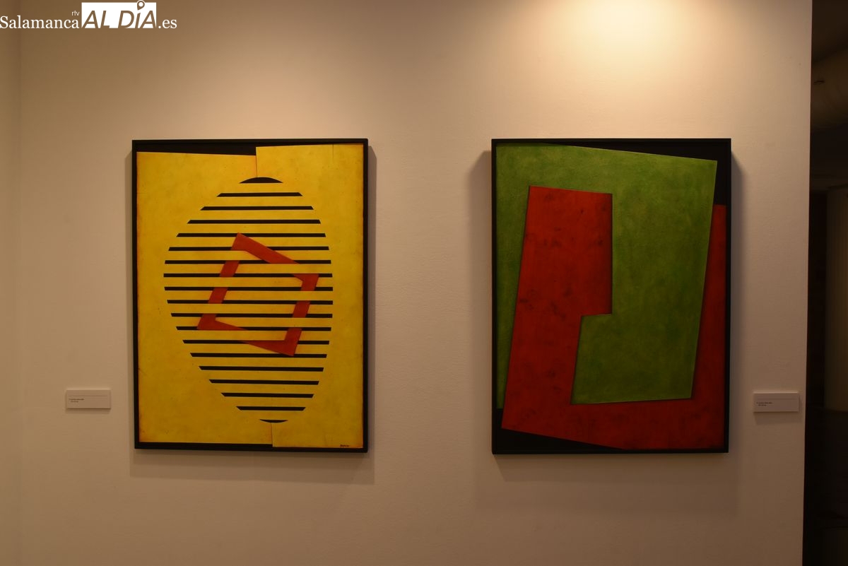 Montecino llena de Espacios para el Deseo la Sala de La Salina con su pintura minimalista