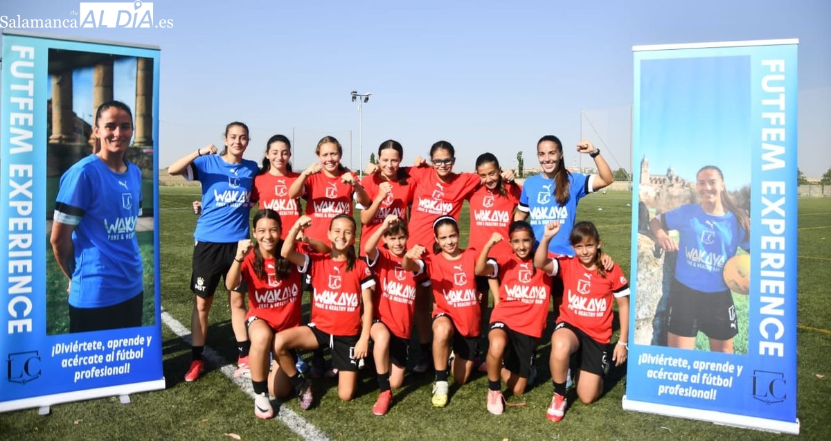 FOTOS | Carmen Álvarez y Lauris Rodríguez se lucen con las futuras estrellas del fútbol charro