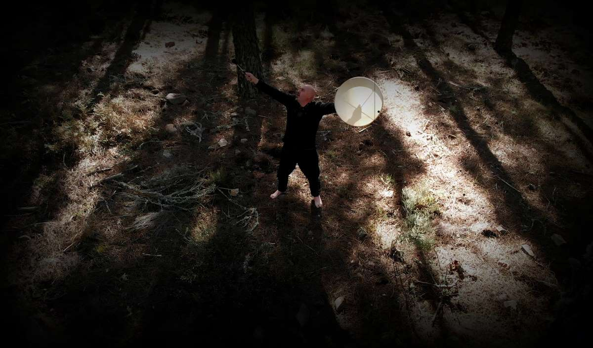 El grupo Micelio estrenará este jueves su primer videoclip, Vakuumet