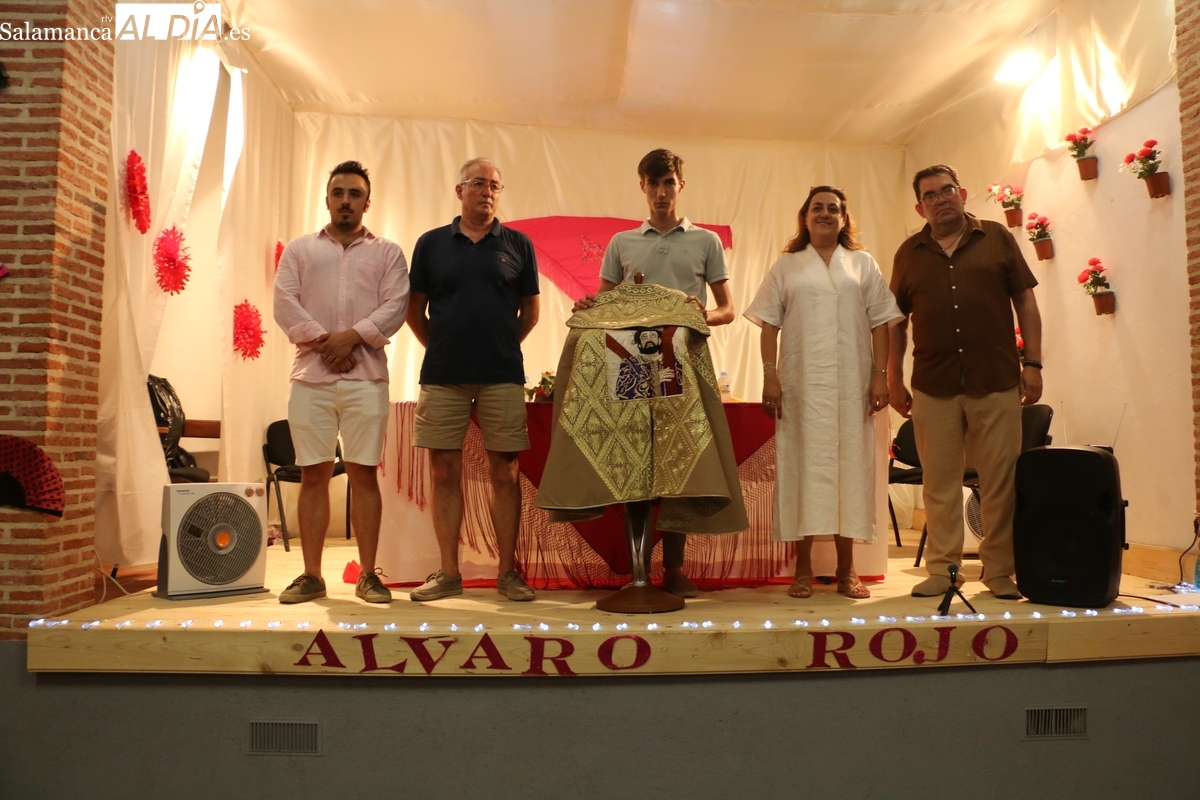 Una cariñosa encerrona para lidiar el toro del cariño: San Felices se vuelca con su novillero Álvaro Rojo