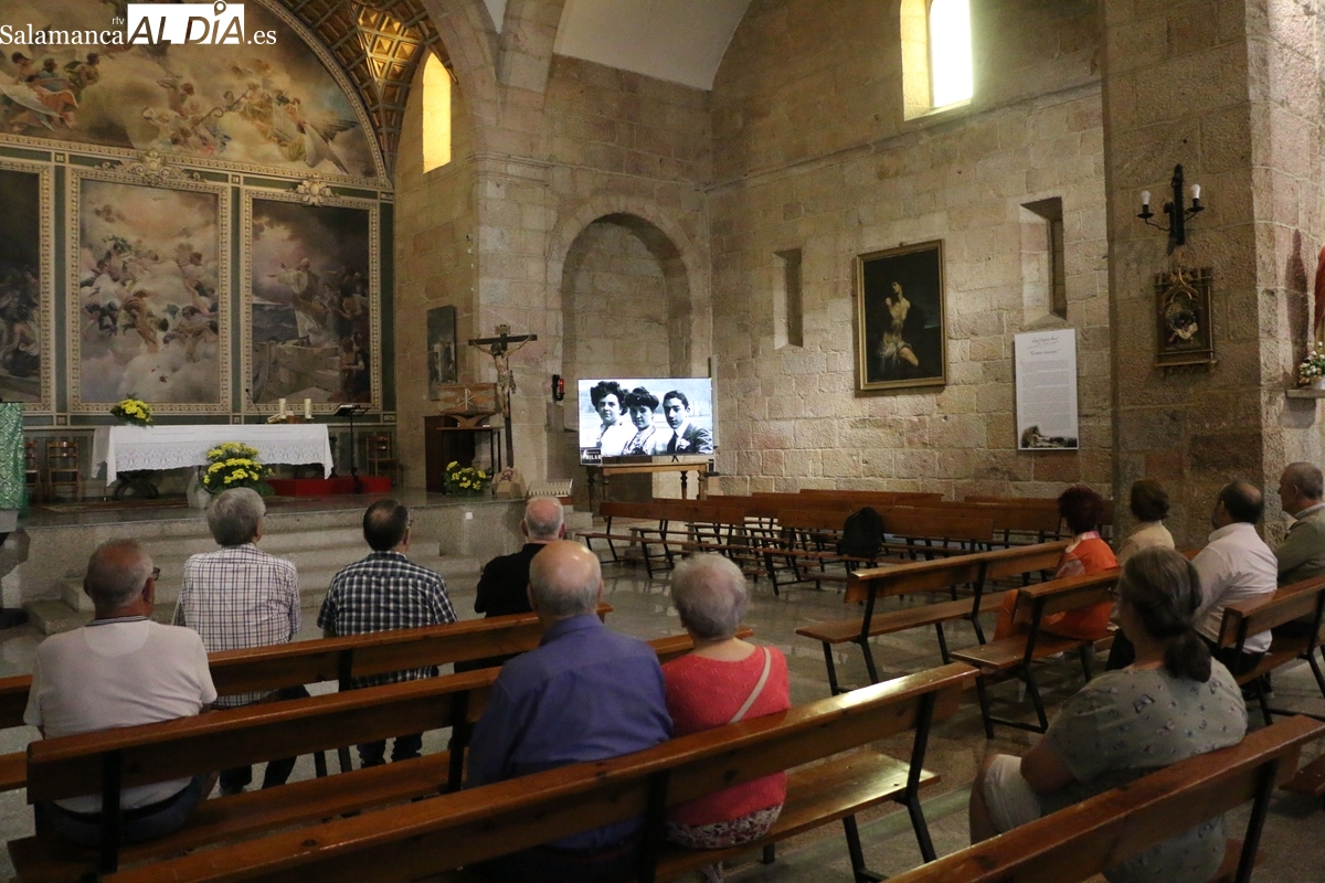 Vitigudino rinde homenaje a Vidal González Arenal con una exposición única en la iglesia parroquial