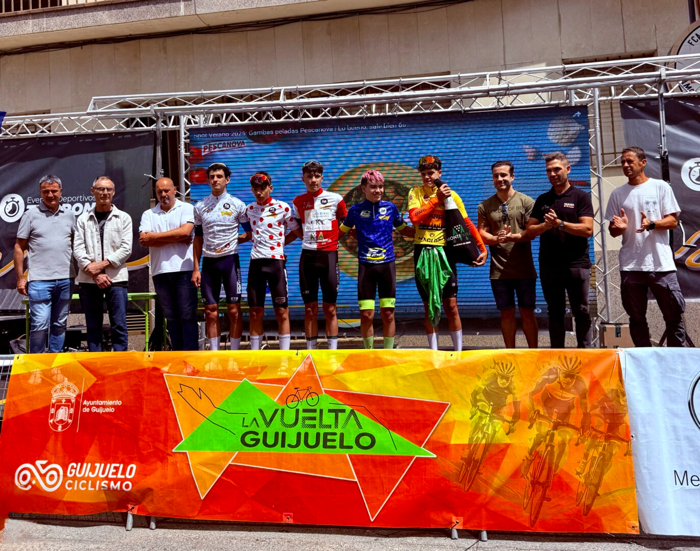 Francisco Cardoso revalida el título y se corona bicampeón de la Vuelta Ciclista a Guijuelo
