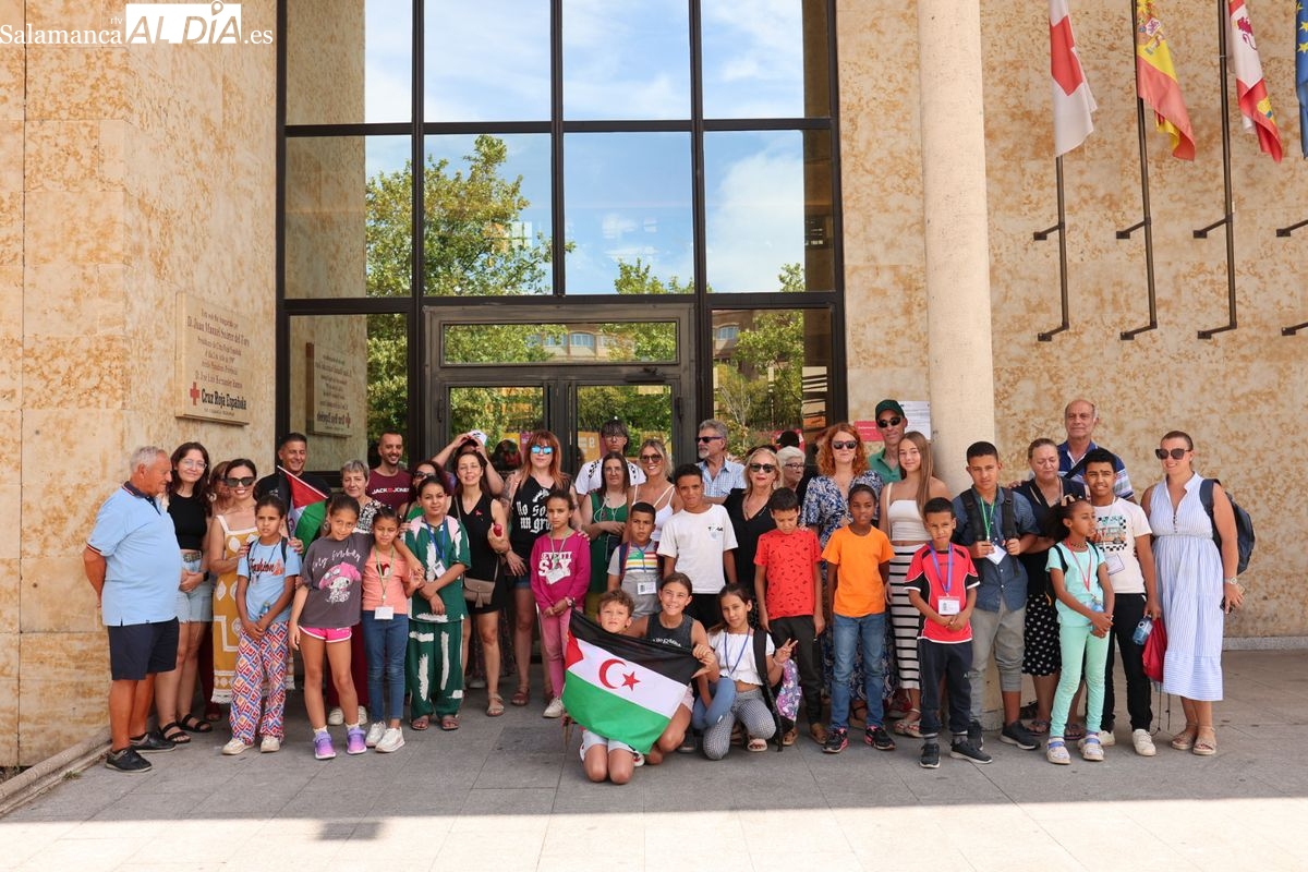 VÍDEO Y FOTOS | 17 menores saharauis llegan a Salamanca para vivir unas vacaciones en paz