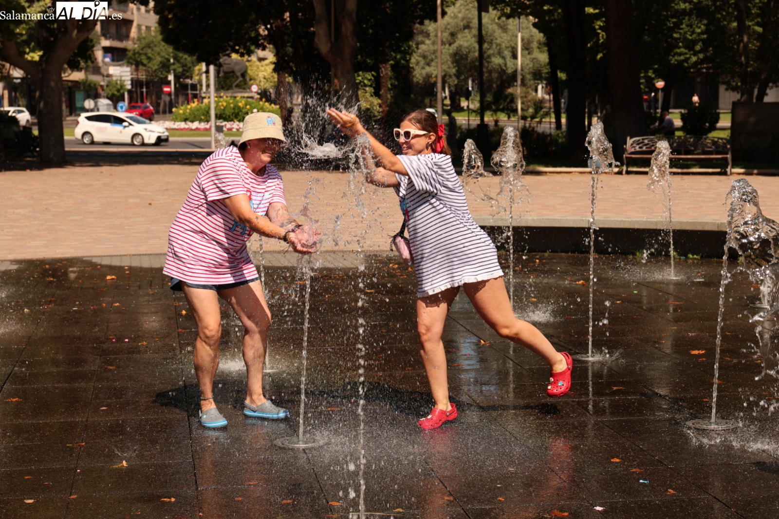 FOTOS | Salamanca se moja por la esclerosis múltiple en La Alamedilla