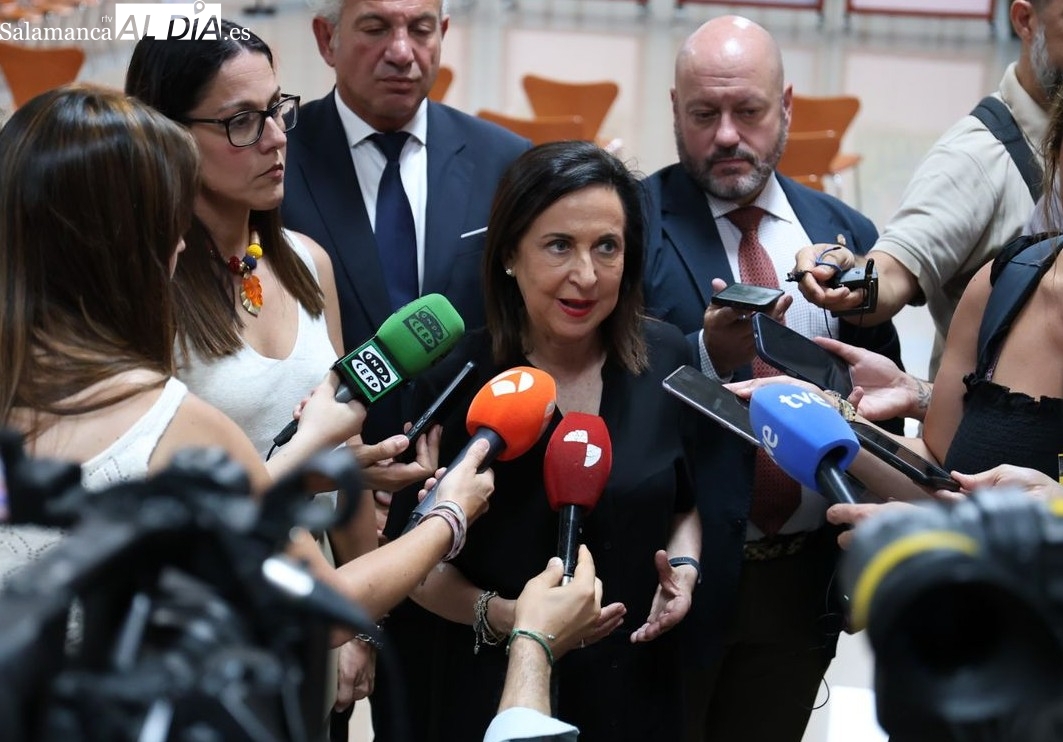 Robles, desde Salamanca: Los ciudadanos no quieren ver a sus representantes públicos insultándose en el Congreso