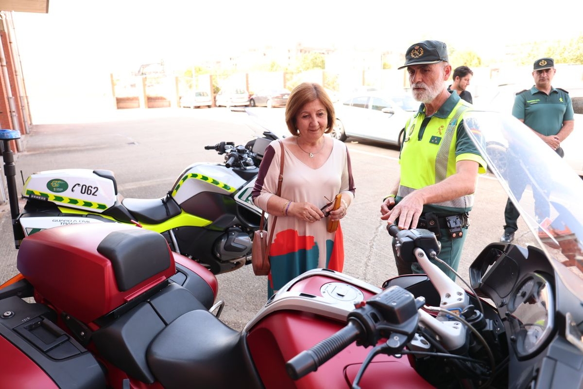 VÍDEO y FOTOS | Las motos camufladas de la Guardia Civil ya vigilan a los conductores en Salamanca