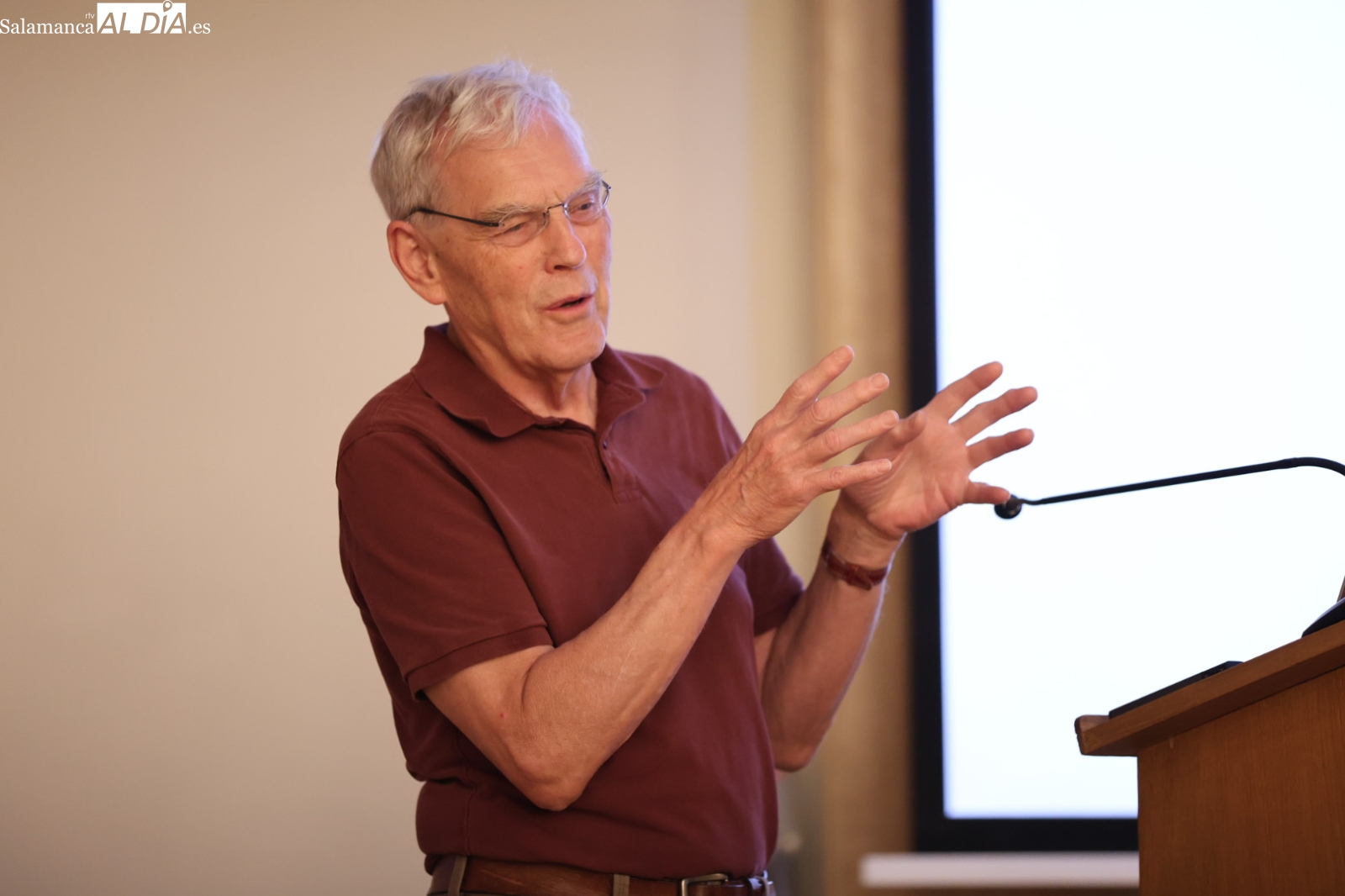FOTOS | El Nobel de Química Richard Henderson en su visita a Salamanca: Es más grande, más monumental y más activa que Cambridge