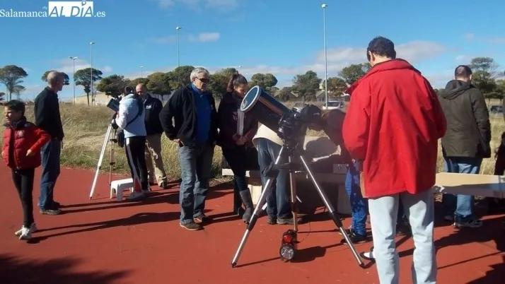 El simple hecho de ver el cielo ya es un espectáculo en sí: la invitación de la OSAE de disfrutar de la astronomía en Salamanca 