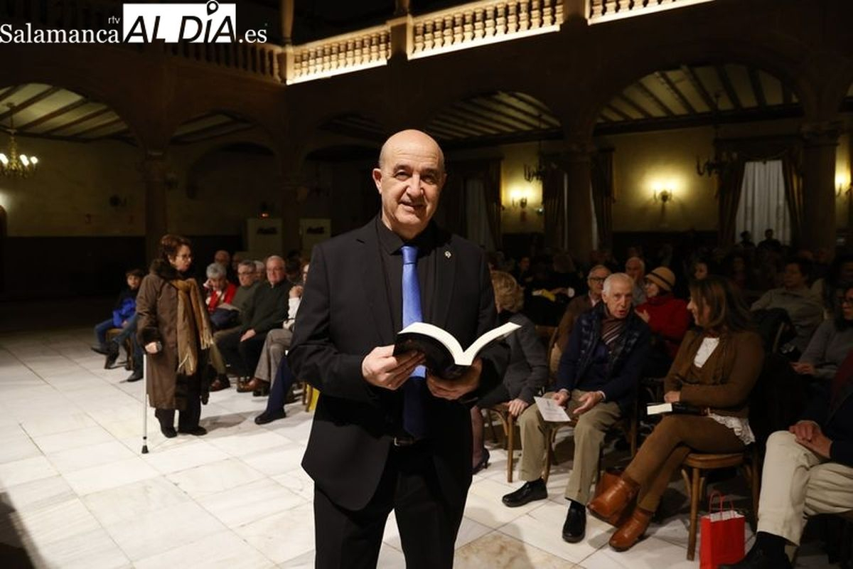 El escritor salmantino Benito González García gana el prestigioso Premio Ernst M. Hemingway