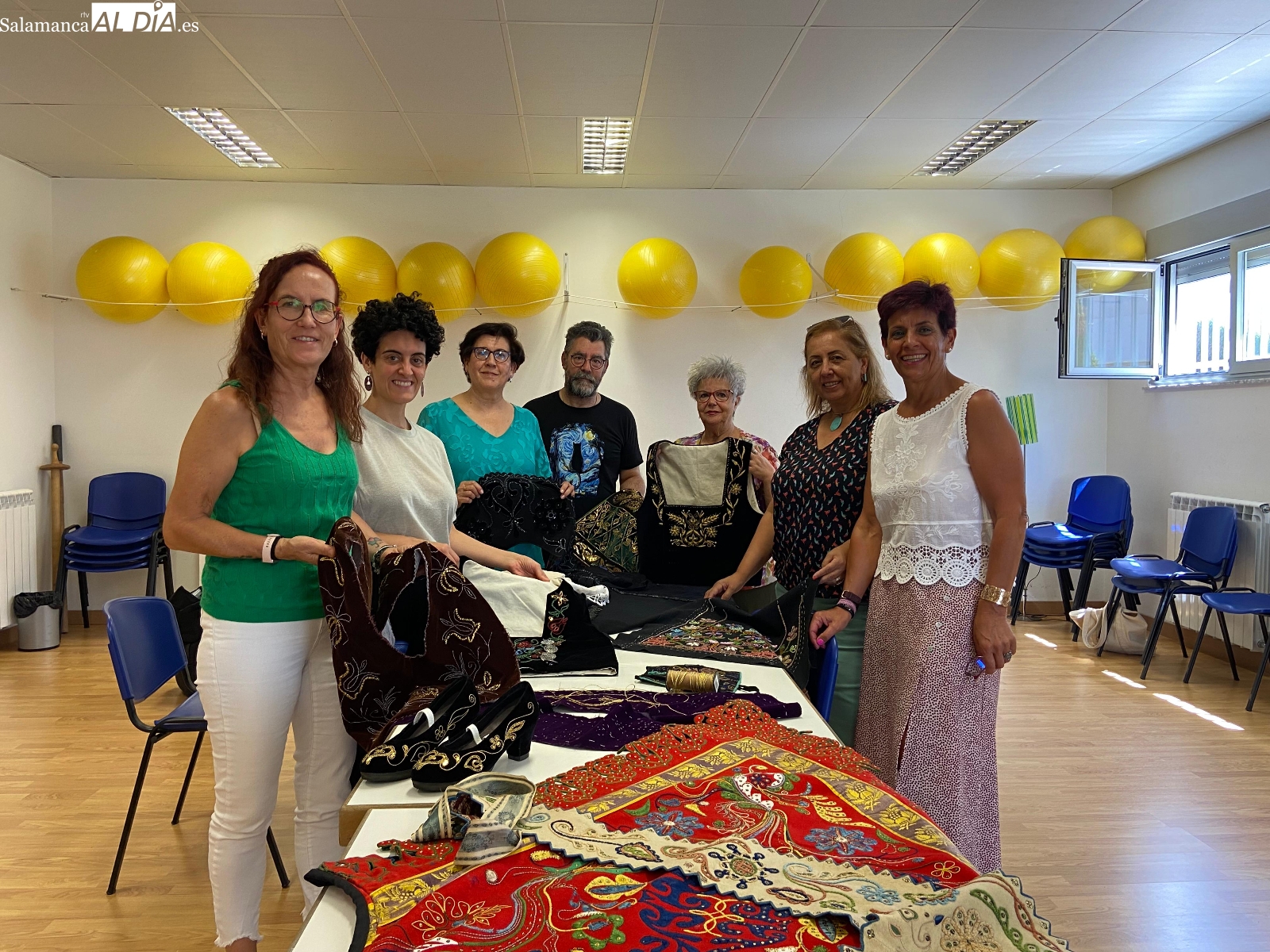 FOTOS | Restaurar es la mejor escuela: los talleres que salvan del olvido las joyas del traje charro