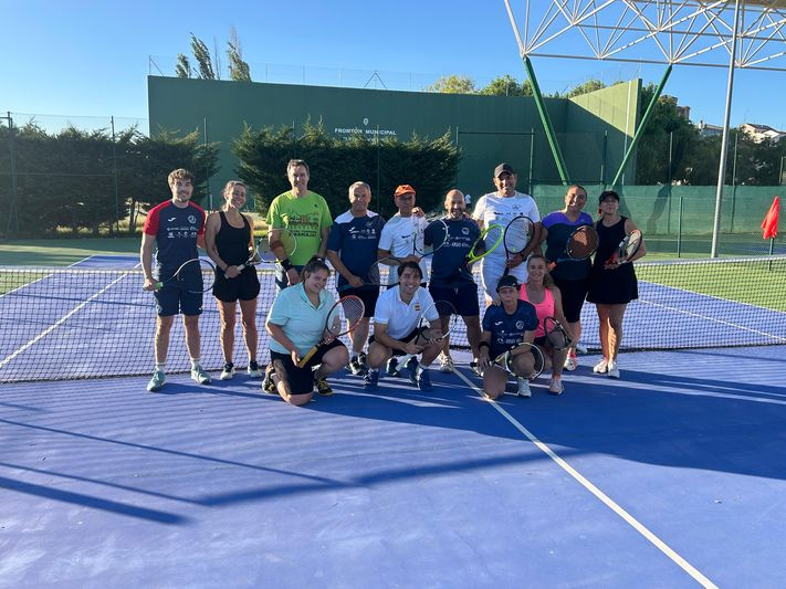 El Club de Tenis y Pádel de Alba de Tormes vive un verano cargado de actividad y formación