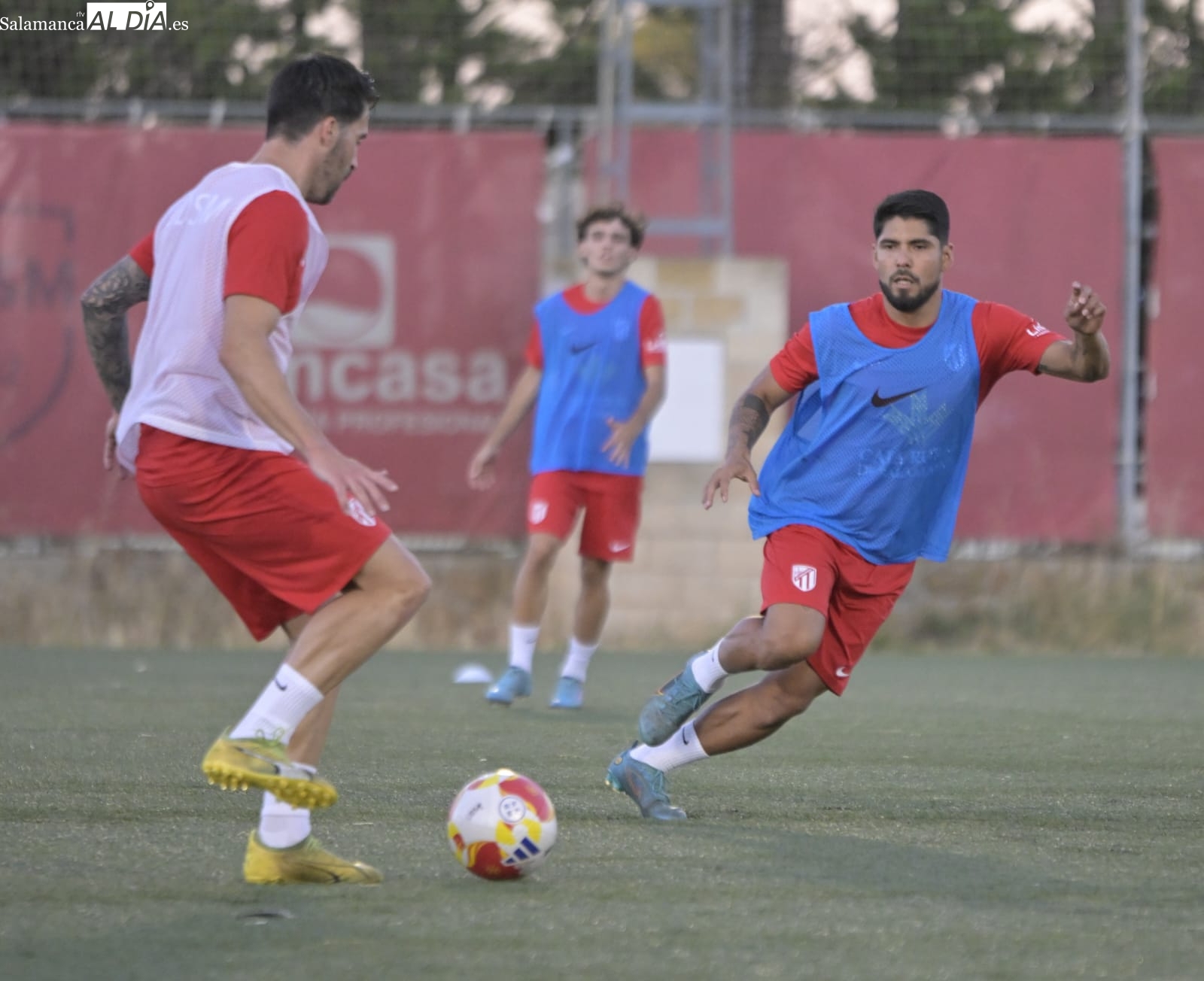 Martín Galván, la gran novedad en el primer entrenamiento del Santa Marta de Mario Sánchez (FOTOS)
