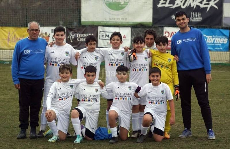 El Alevín A del Alba de Tormes CF logra el ascenso a Segunda Provincial tras una temporada de superación