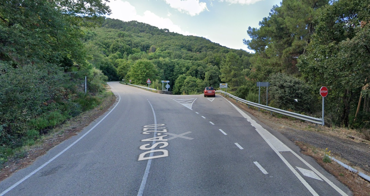 Herida una mujer de 31 años tras volcar con su coche en un cruce en Madroñal