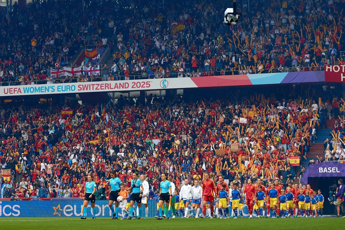 España se queda con la miel en los labios y pierde la final de la Eurocopa Femenina en la tanda de penaltis (1-1/3-1)