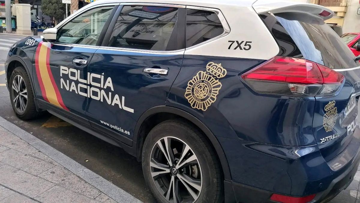 Dos detenidos en Salamanca por robar en una taquilla y usar la tarjeta de la víctima