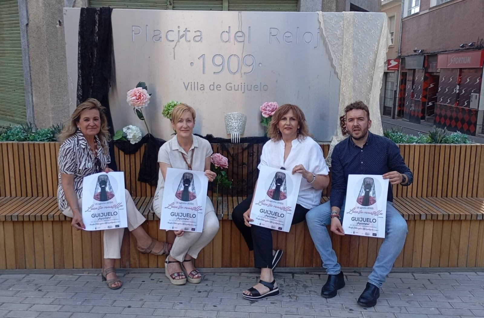 El día grande de las Fiestas de Guijuelo, ‘Luce tu mantilla’