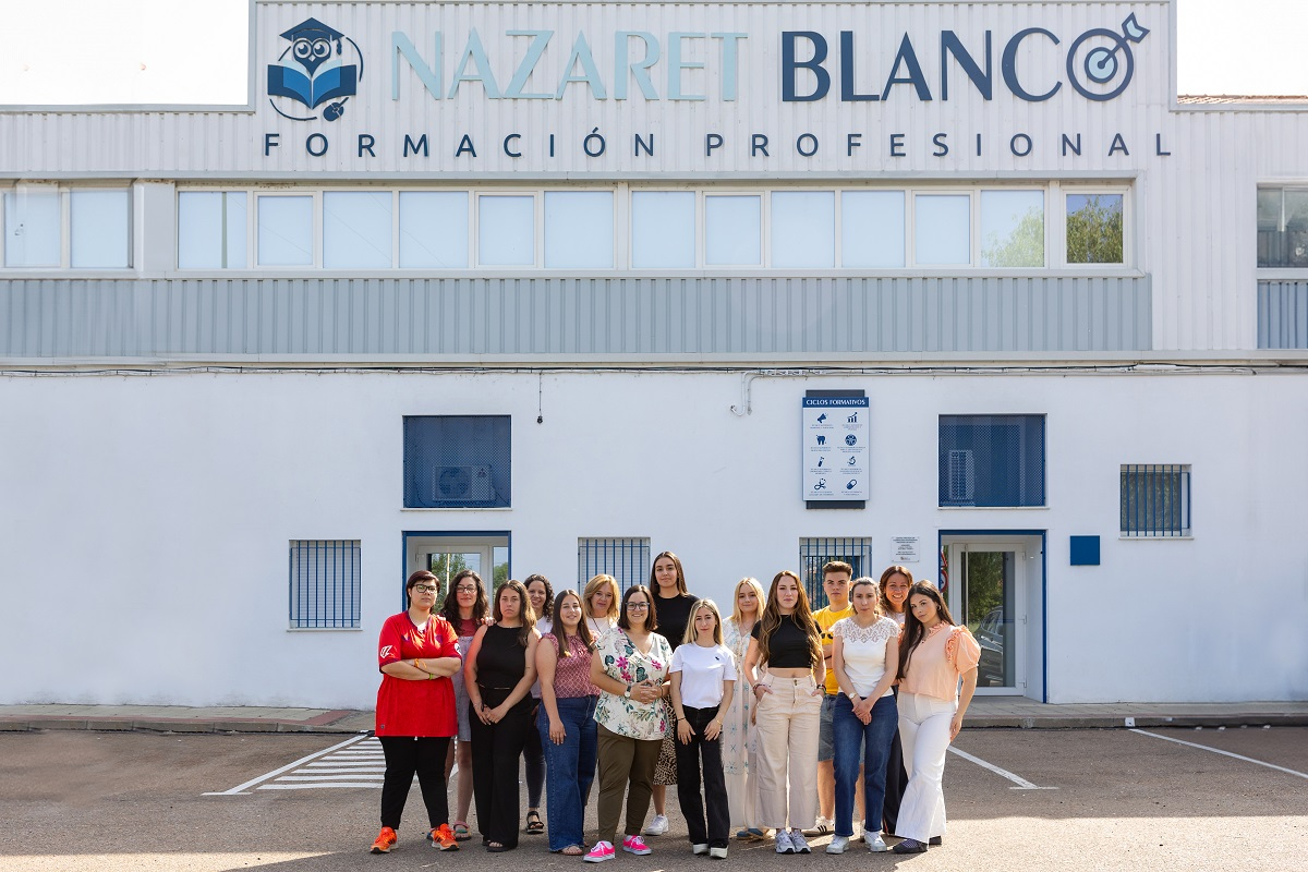 El Centro Nazaret Blanco sigue apostando por la Formación Profesional sanitaria